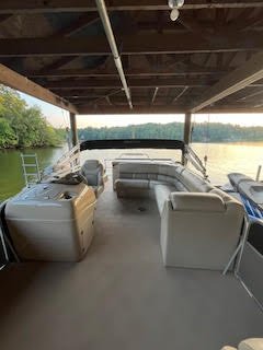 Pre-Owned 2013  powered  Boat for sale